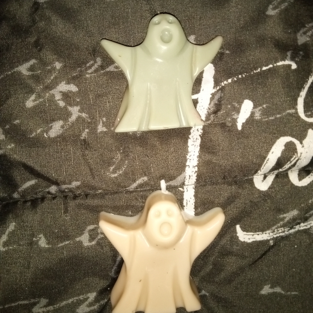 3 ghost👻 🕯️ super cute